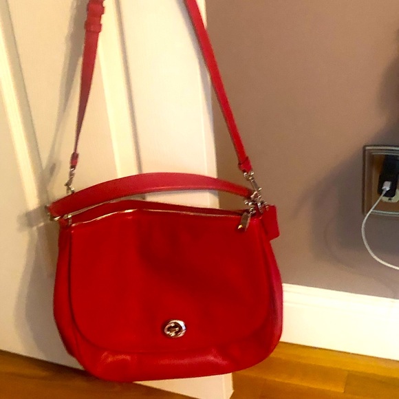 A lovely new Coach bag with tag - Picture 13 of 15